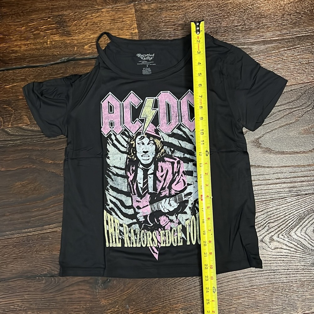 Recycled Karma AC/DC The Razors Edge Tour Cold Shoulder Tee - Picture 5 of 6